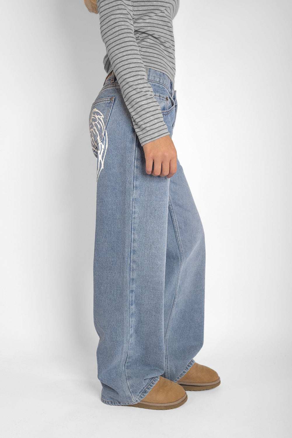 Subdued Deals - TROUSERS PN0BD WINGS
