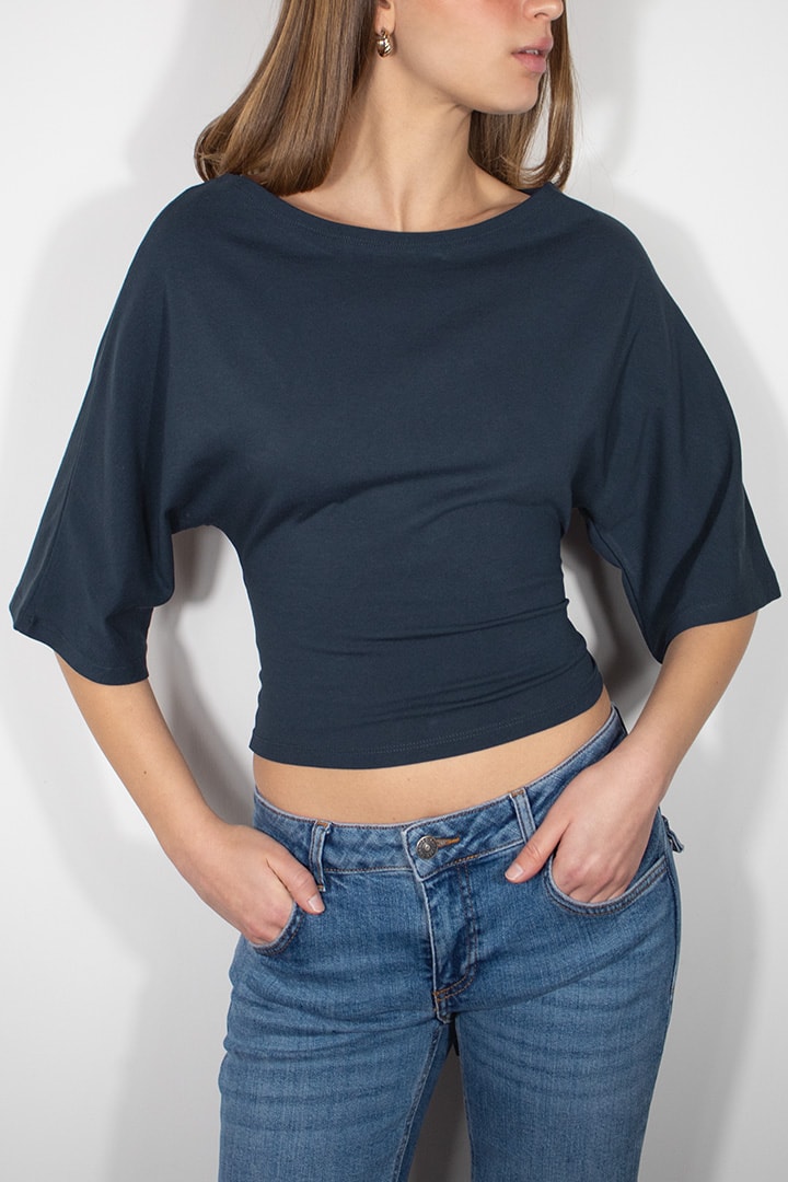 Subdued Essential - T-shirt with back lacing