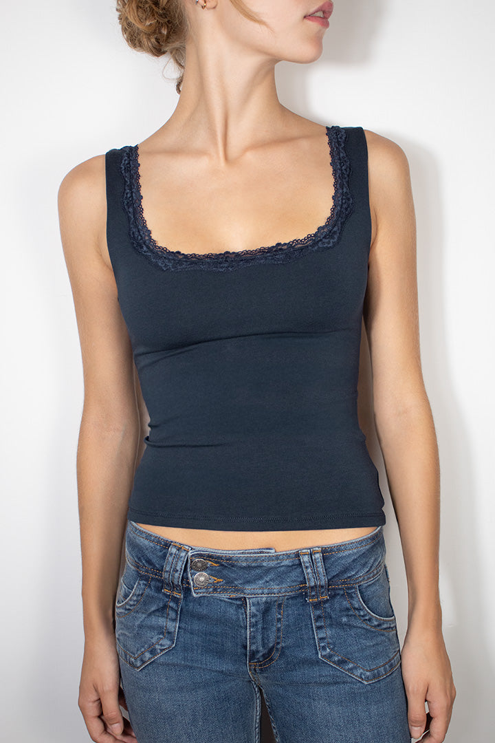 Subdued Exclusive - Square neckline top with lace