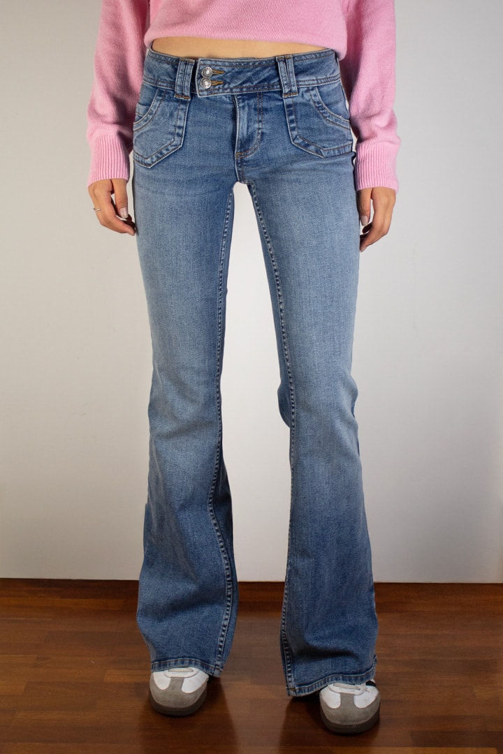Subdued Essential - Double-button flared jeans