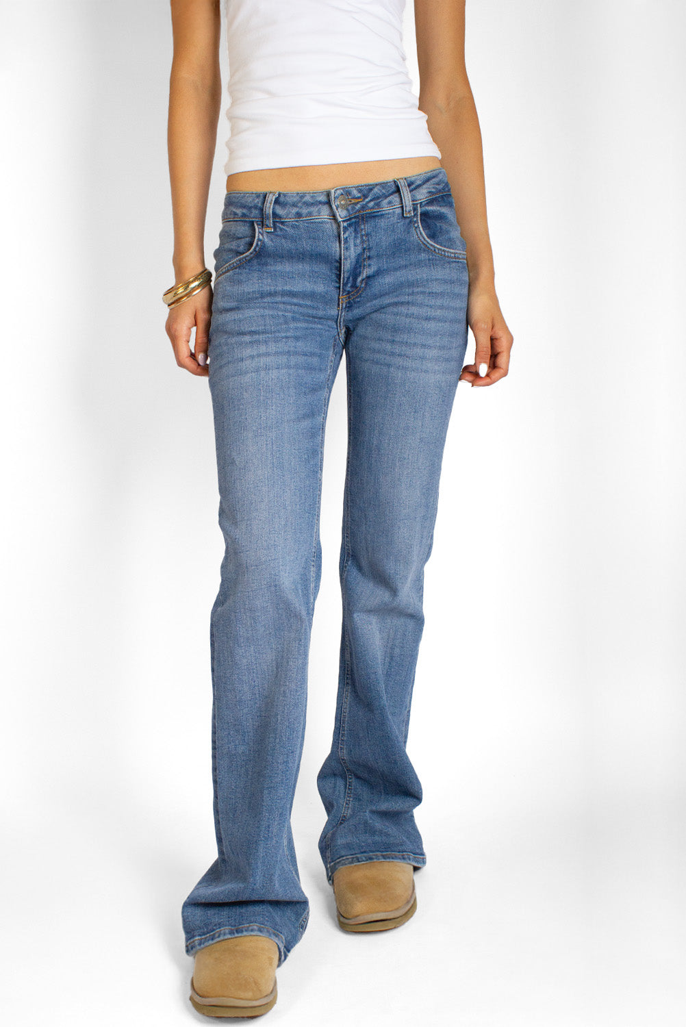 Subdued Customer Favorite - Low waist flared jeans