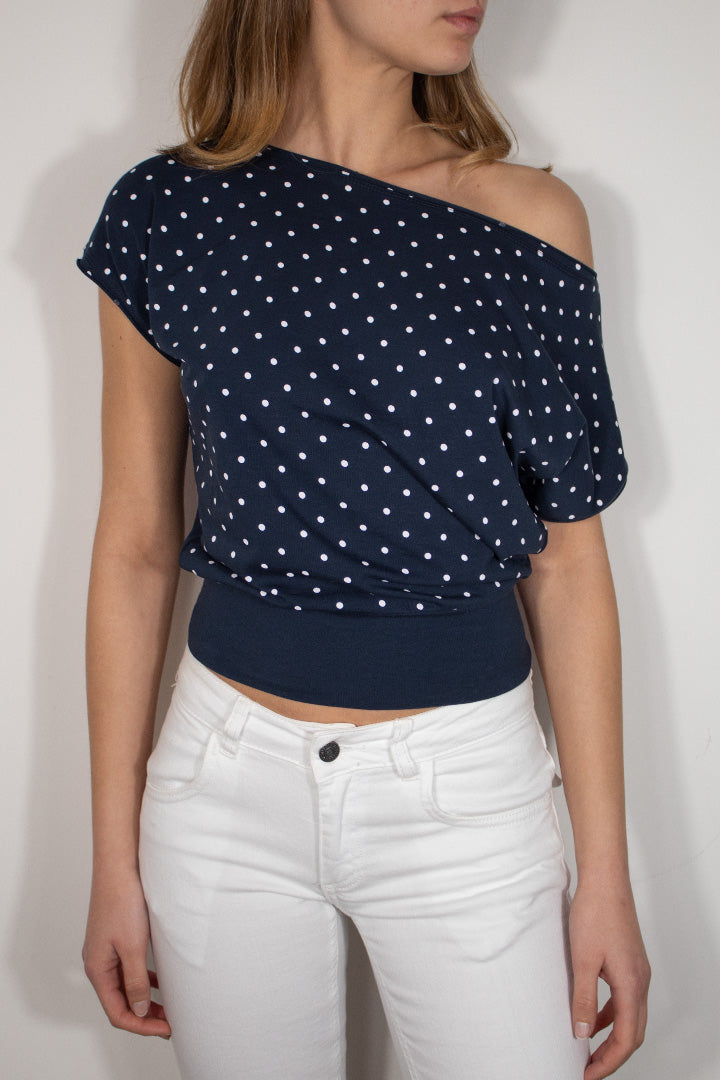 Subdued Top Pick - Crop boat neck T-shirt