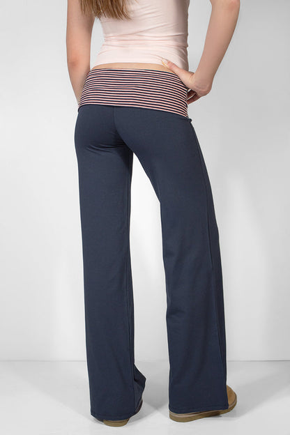 Subdued Smart Buy - Wide-leg pants