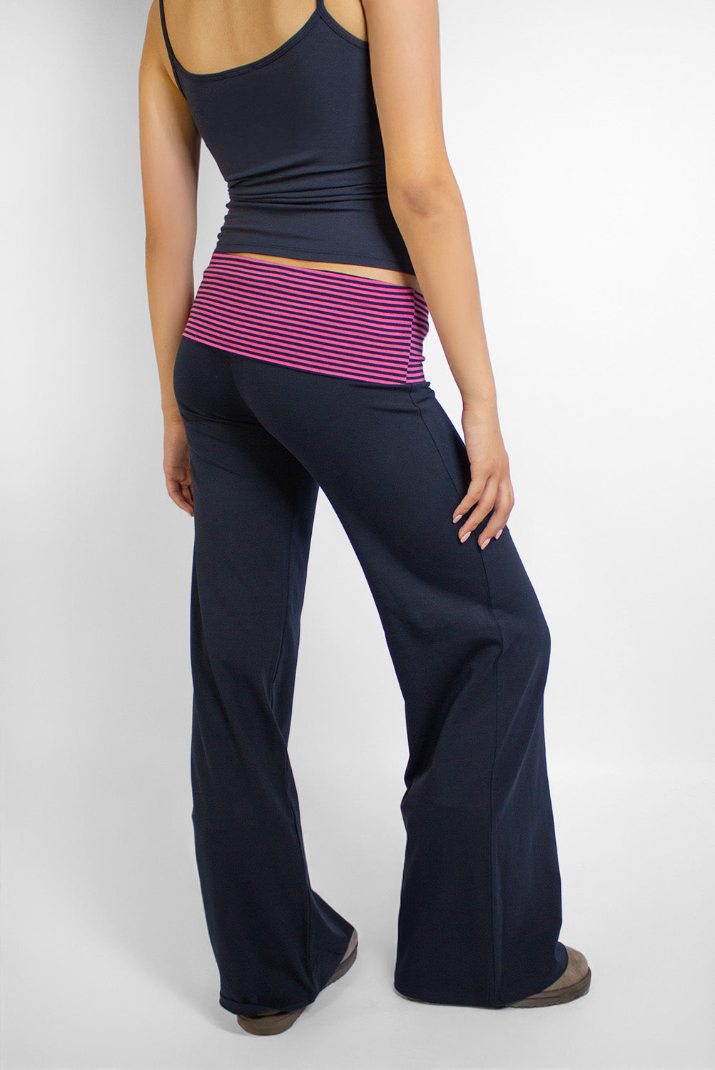 Subdued Smart Buy - Wide-leg pants