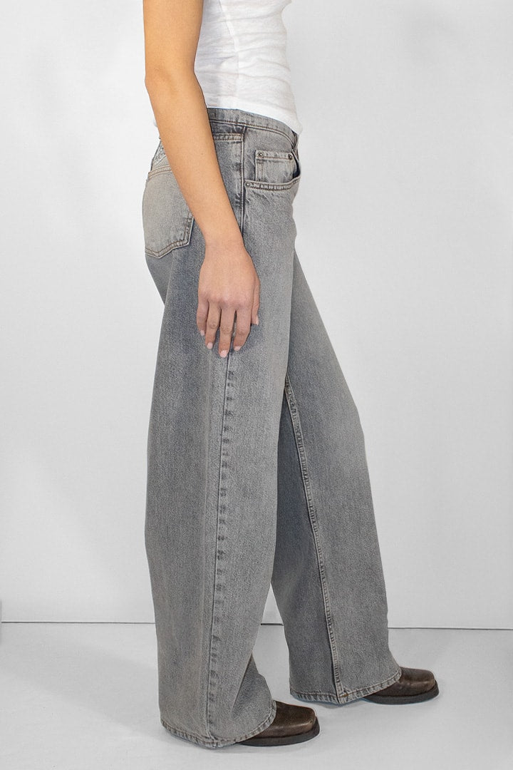 Subdued Featured - Wings Low-Waist Jeans