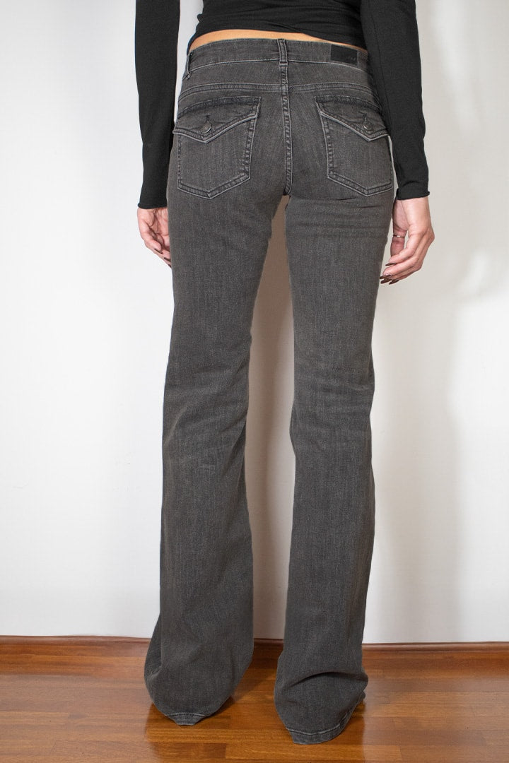 Subdued Sale - Low waist flared jeans