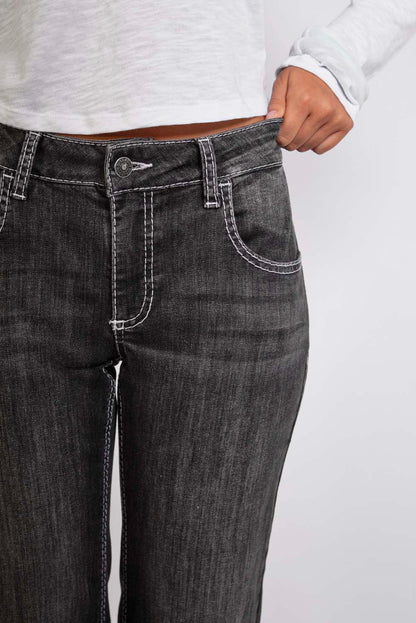 Subdued Popular - Low-Waist Flared Jeans