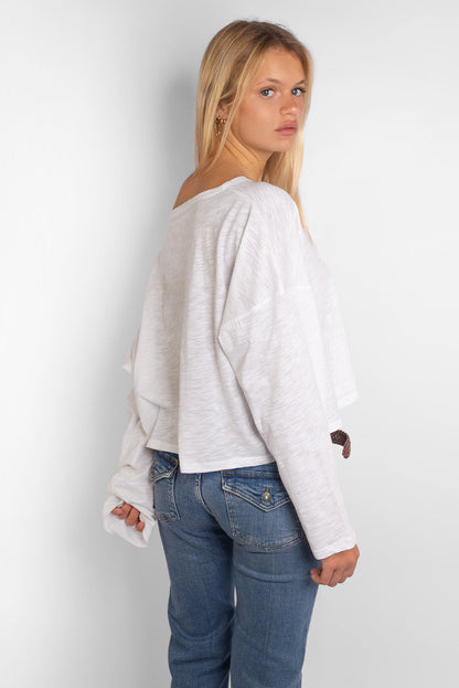 Subdued Signature - T-shirt with a boat neck