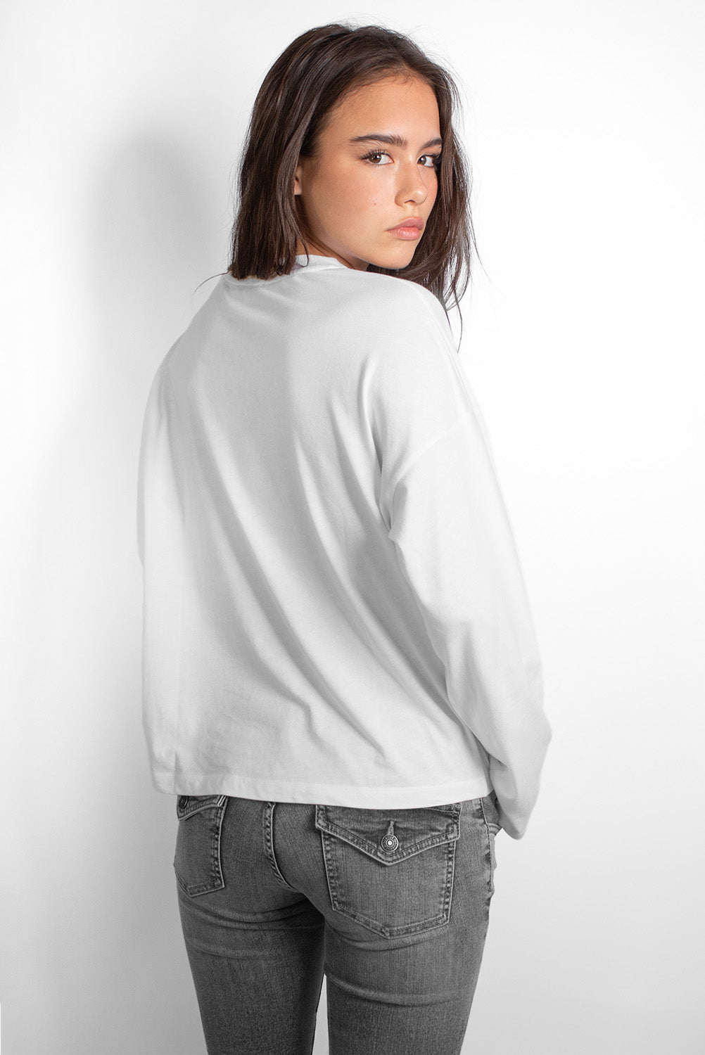 Subdued Customer Favorite - Long-sleeved crew-neck T-shirt