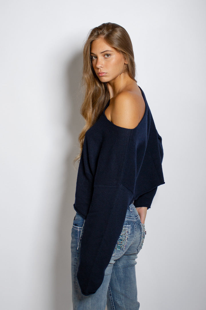 Subdued Discount - Off-shoulder knit sweater