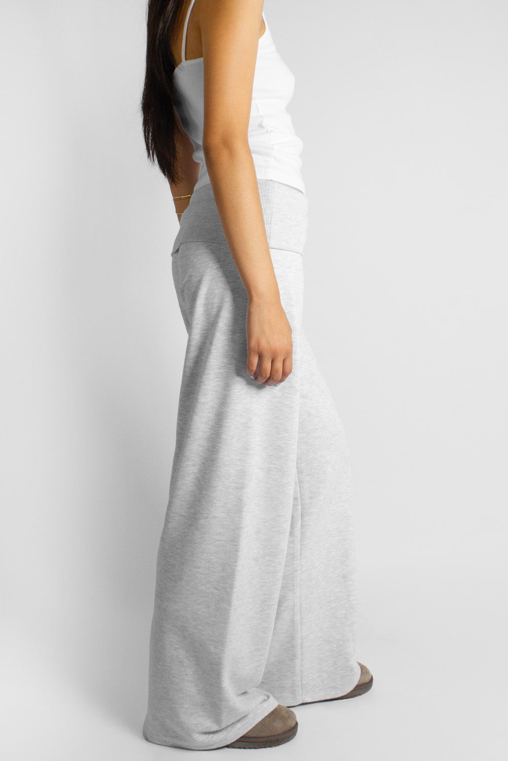 Subdued Quality - Wide-leg joggers with cuffs